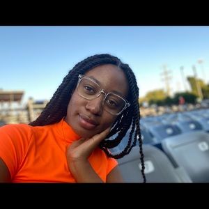 Meet your Posher, Sabrina